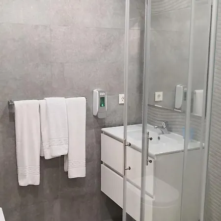 Skol 320c By Completely Marbella